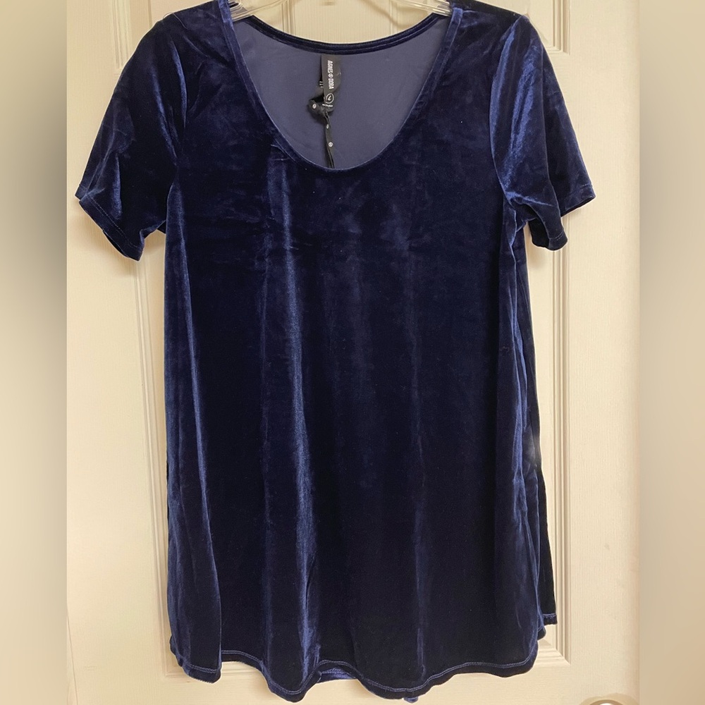 Agnes & Dora Velvet Everyday Tee XL (16-18) Deep Blue NWT